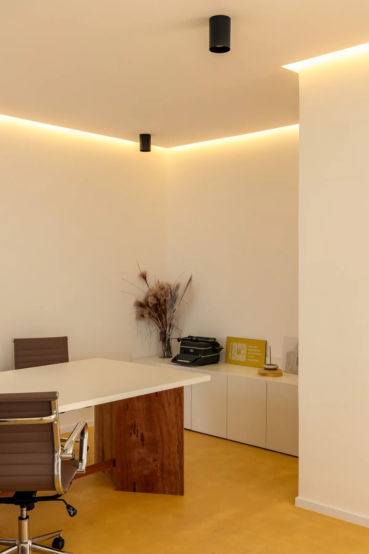 Casa COBR — negócios em Barra Velha, SC, foto Mariana Koentopp (8/22)